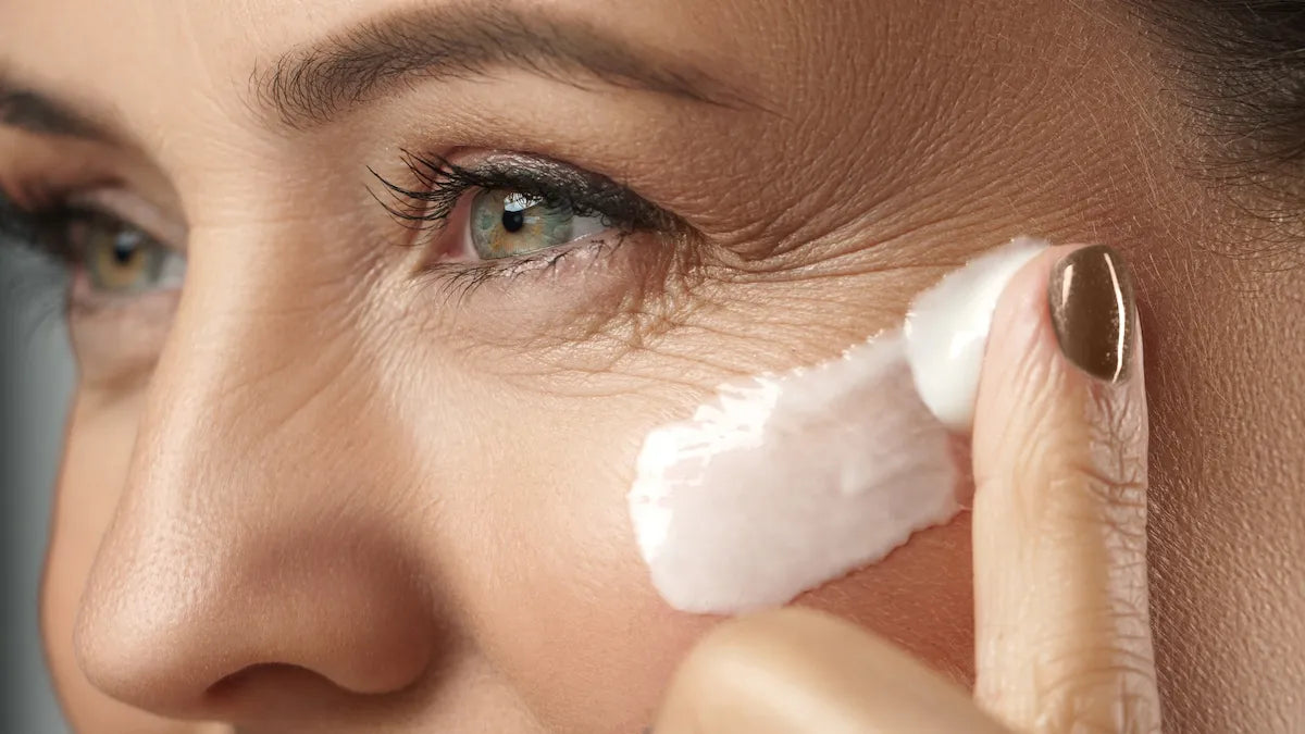 Top 5 Anti-Aging Creams in India for Women Above 40: Age-Defying Elixirs Top 5 Anti-Aging Creams in India for Women Above 40: Age-Defying Elixirs