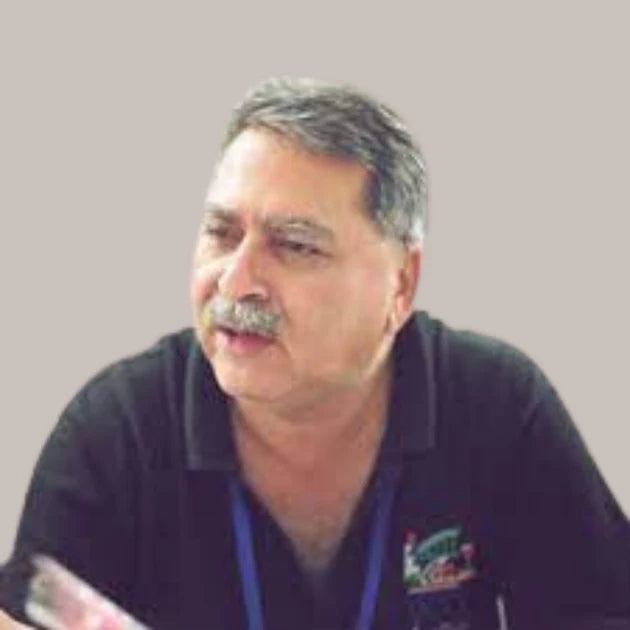 Dr. Ashok Ahuja Dr. Ashok Ahuja